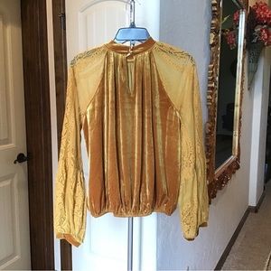 FREE People NWOT Beautiful  Gold Lace Velvet  *NMB.  Retail $178